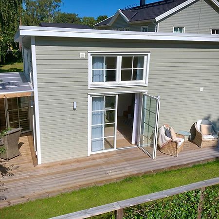 Strandnaera, Pergola, P-Plats I Hoellviken 외부 사진